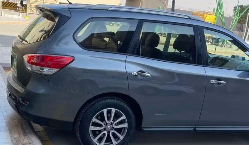 
								سيارة Nissan Pathfinder بالرياض full									