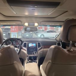 
										سيارة Jeep Cherokee 2011 بالخبر full									