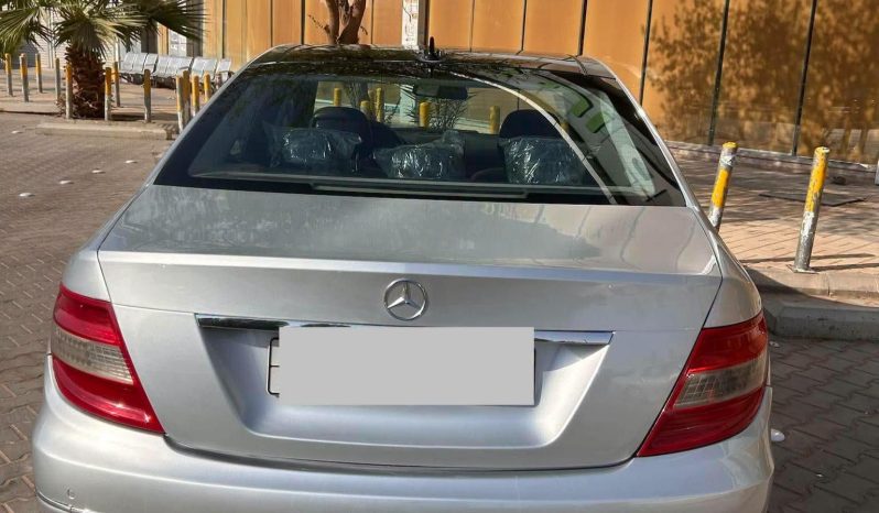 
								سيارة مرسيدس Mercedes C200 full									