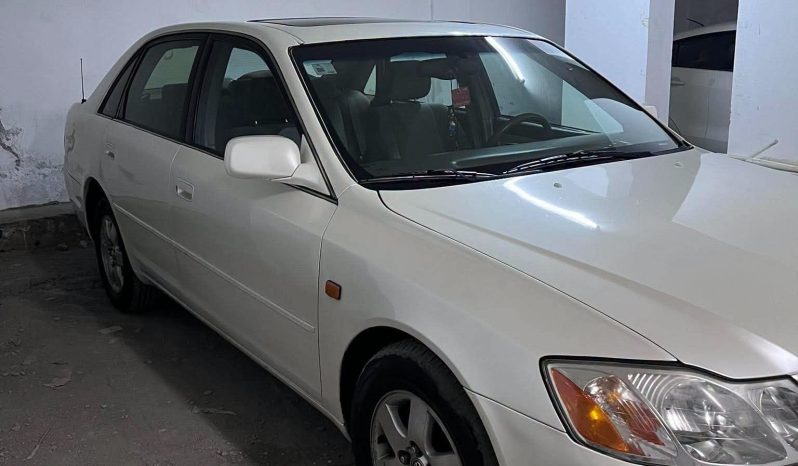 
								سيارة 2000 Toyota Avalon full									