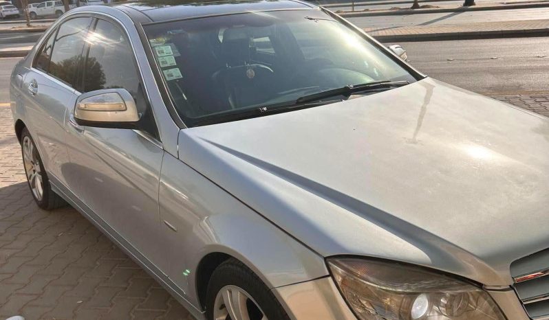 
								سيارة مرسيدس Mercedes C200 full									