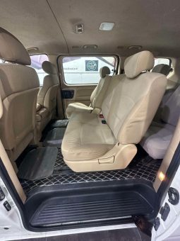 سيارة Hyundai H1 بالرياض
