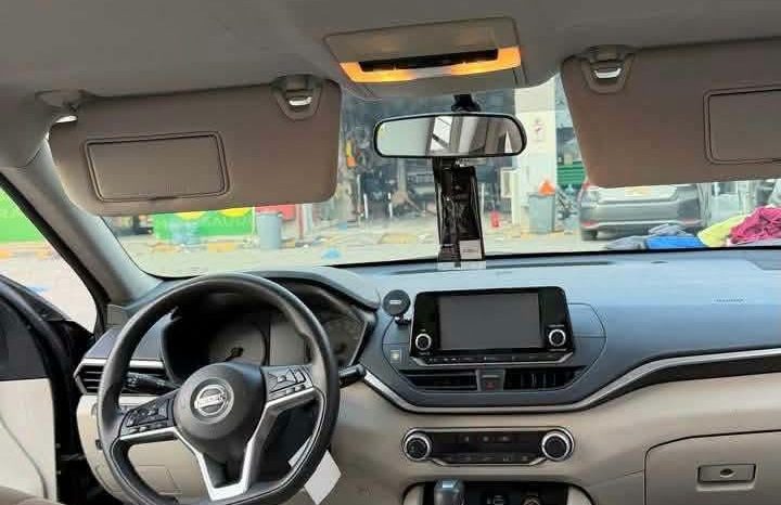 
								سيارة Nissan Altima بالرياض full									