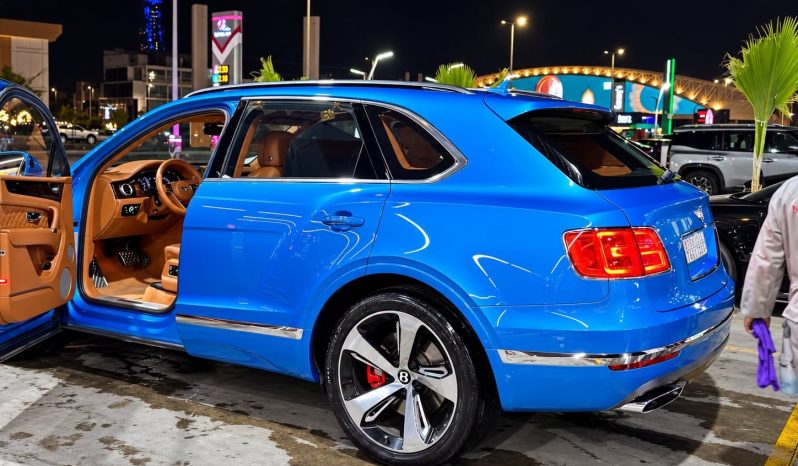 
								سيارة Bentley Bentayga بالرياض full									