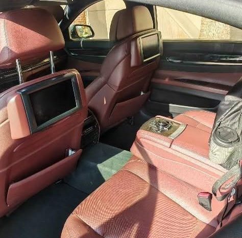 
								سيارة BMW 740Li بالرياض full									